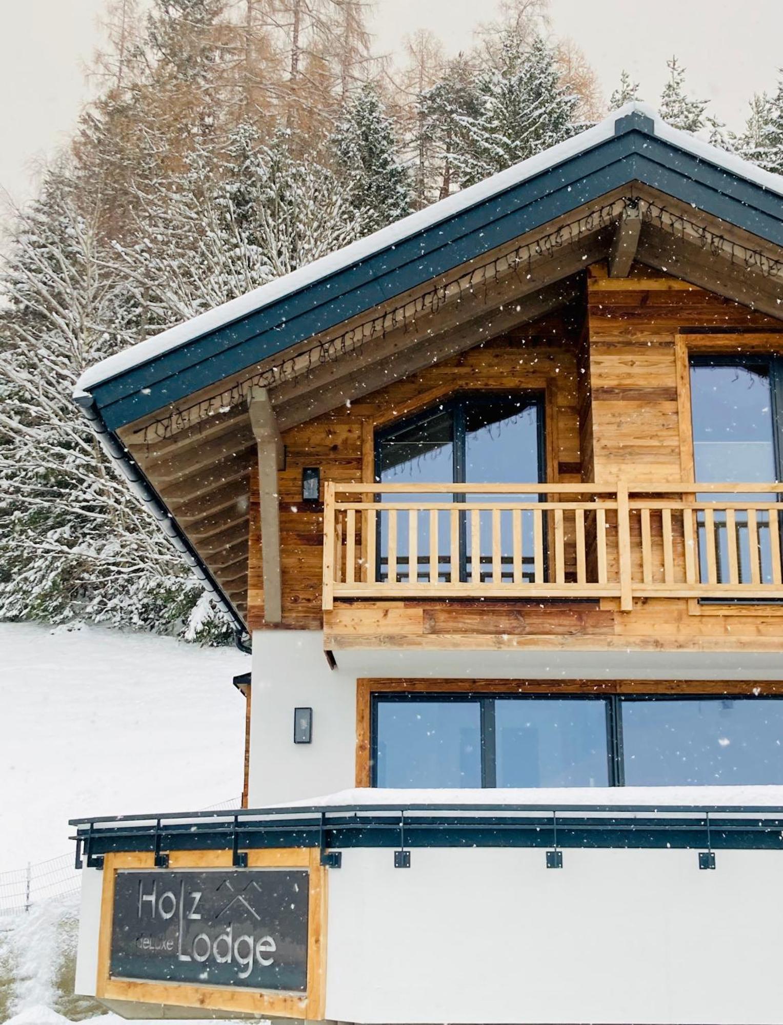 Holzlodge Deluxe Radstadt Exterior photo